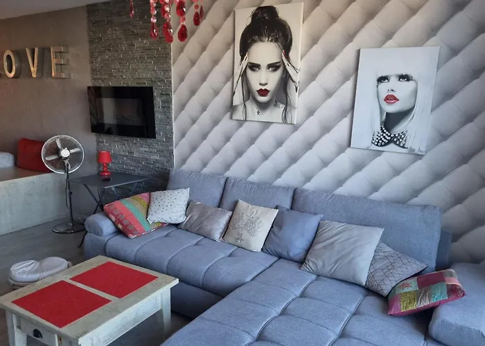 Naturiste Cap D'agde Heliopolis C 65